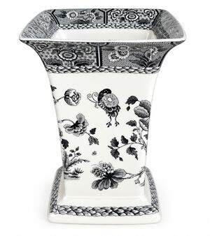 Spode Heritage Collection 8" Square Vase 250th Anniversary 11823180